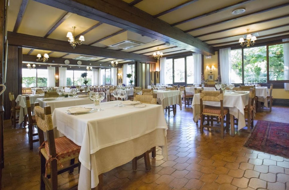 Restaurante donde poder disfrutar auténtica comida tradicional vasca rodeado de naturaleza.